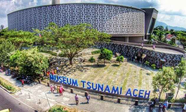 Museum Tsunami Aceh